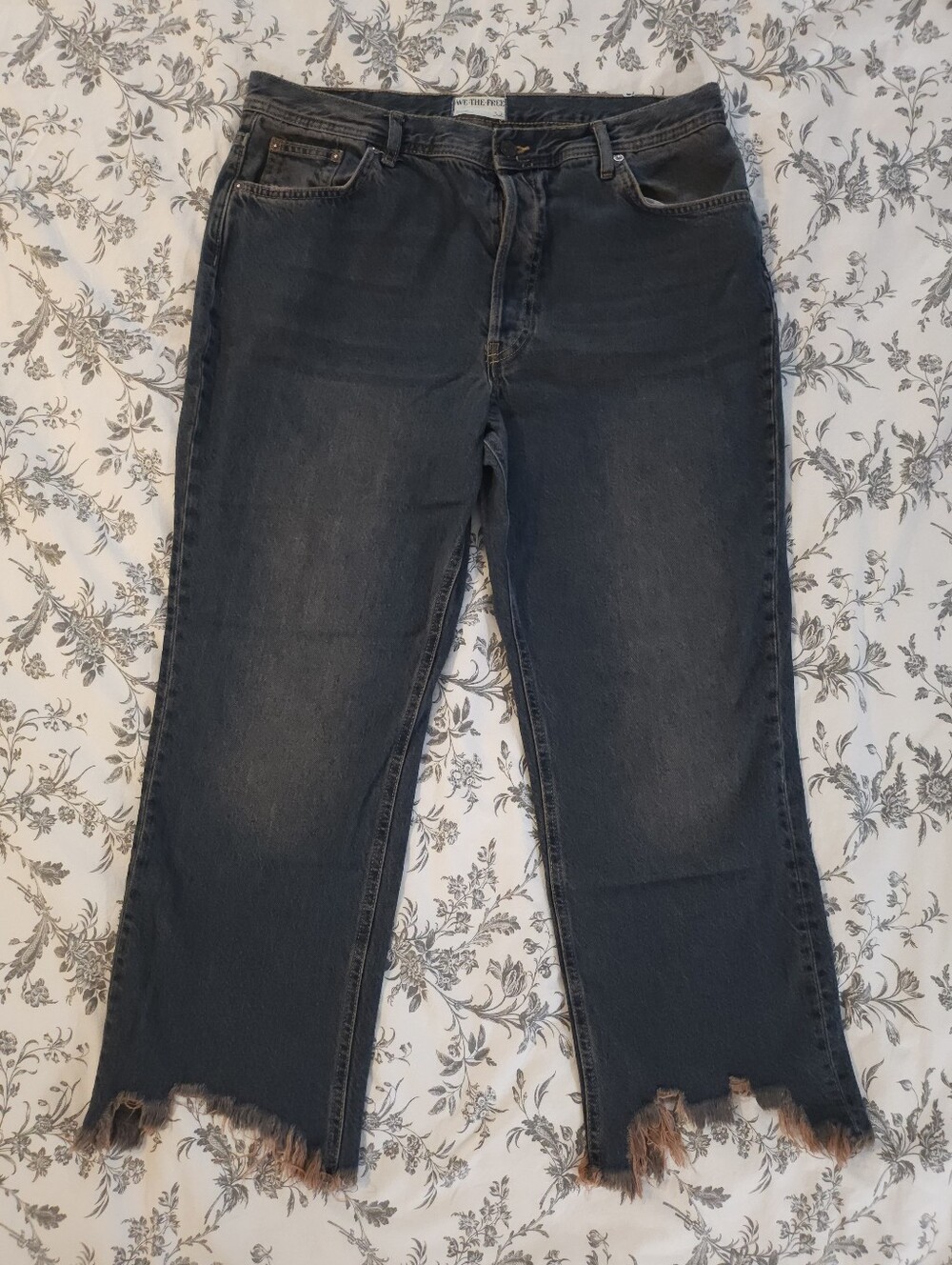 High Rise Straight Jeans with A Cropped Frayed Hem